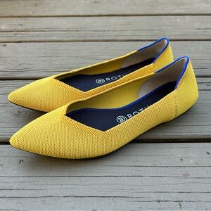 Rothy’s The Point RETIRED Marigold with Blue Accent | Size 9.5
